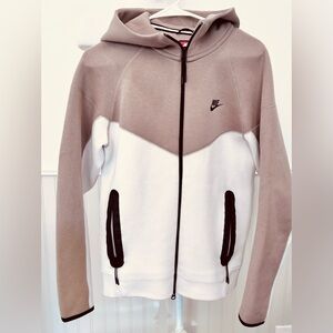 Men’s Nike zip up Jacket